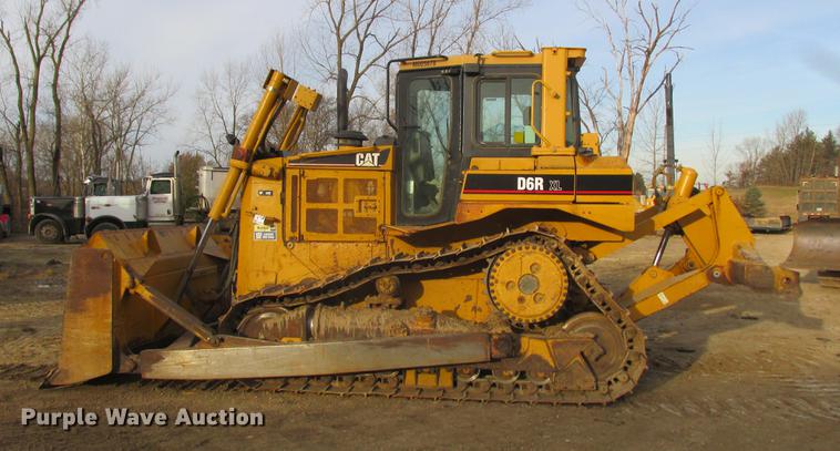 image for item K6093 2006 Caterpillar D6R XL dozer