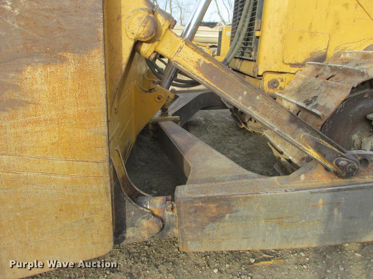 image for item K6093 2006 Caterpillar D6R XL dozer
