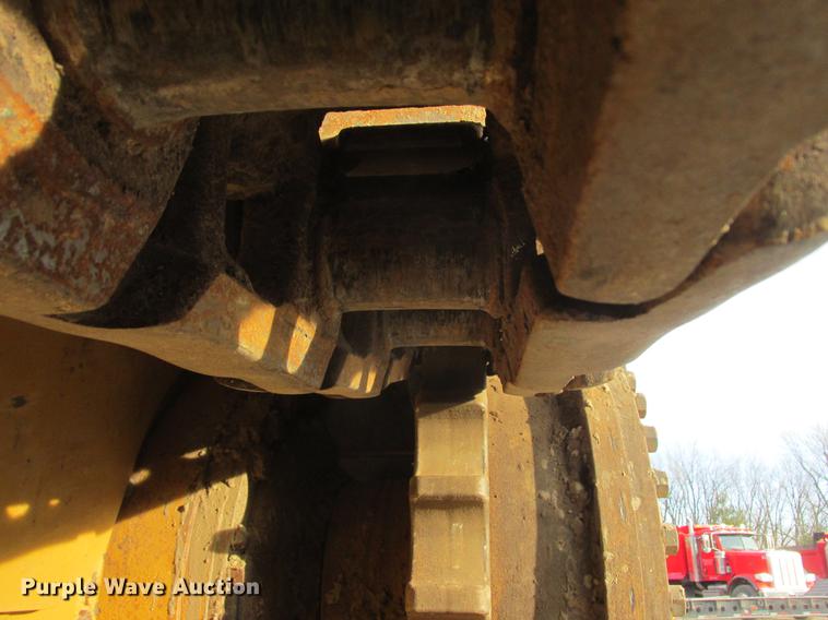 image for item K6093 2006 Caterpillar D6R XL dozer