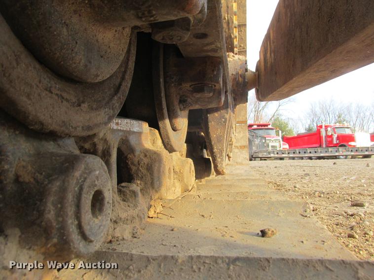 image for item K6093 2006 Caterpillar D6R XL dozer