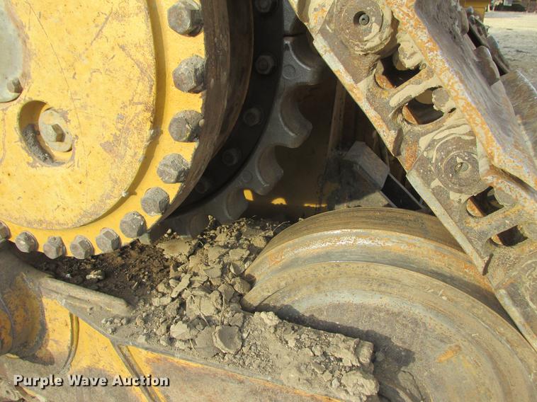 image for item K6093 2006 Caterpillar D6R XL dozer