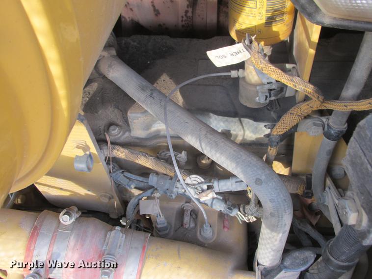 image for item K6093 2006 Caterpillar D6R XL dozer