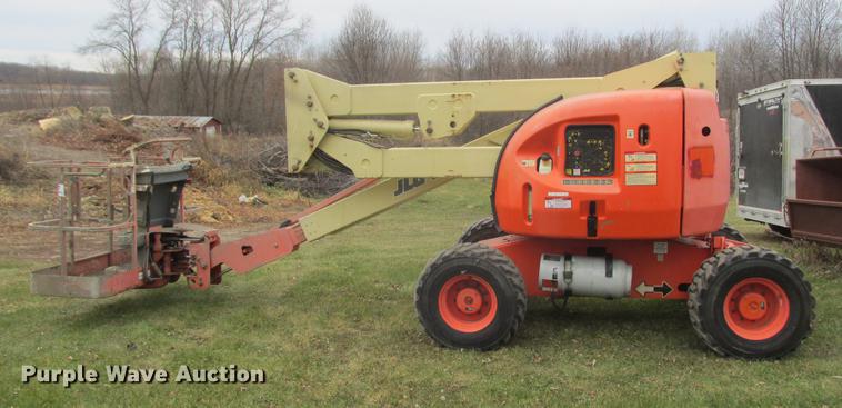 image for item K6095 1999 JLG 450A boom lift