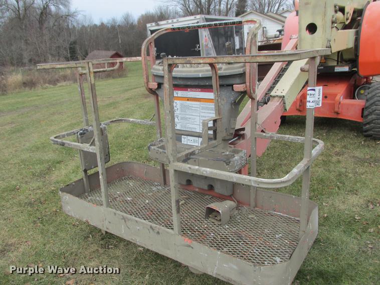 image for item K6095 1999 JLG 450A boom lift