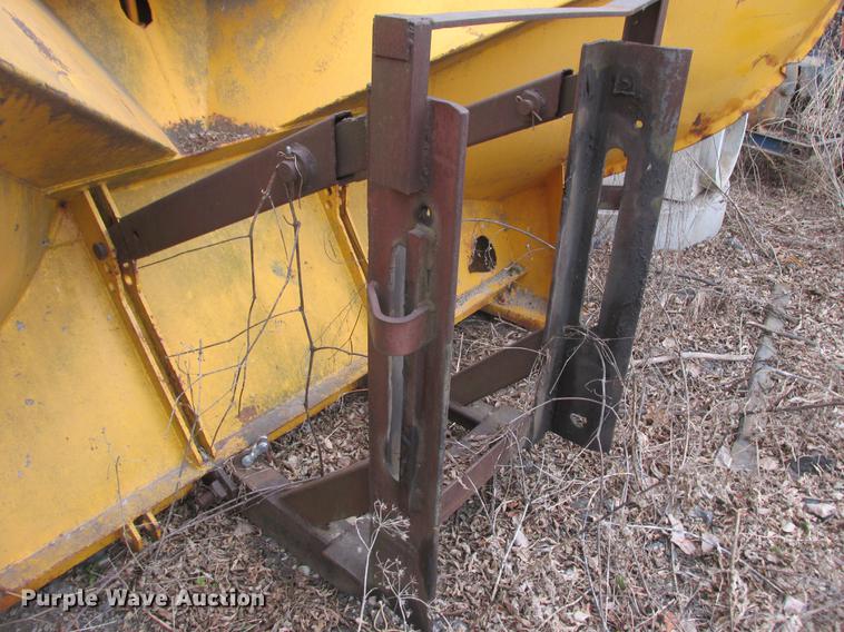 image for item K6097 V snow plow