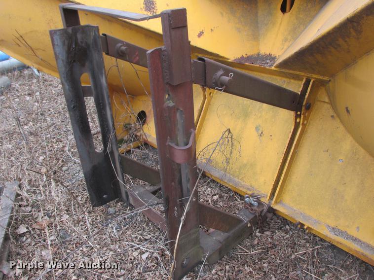 image for item K6097 V snow plow