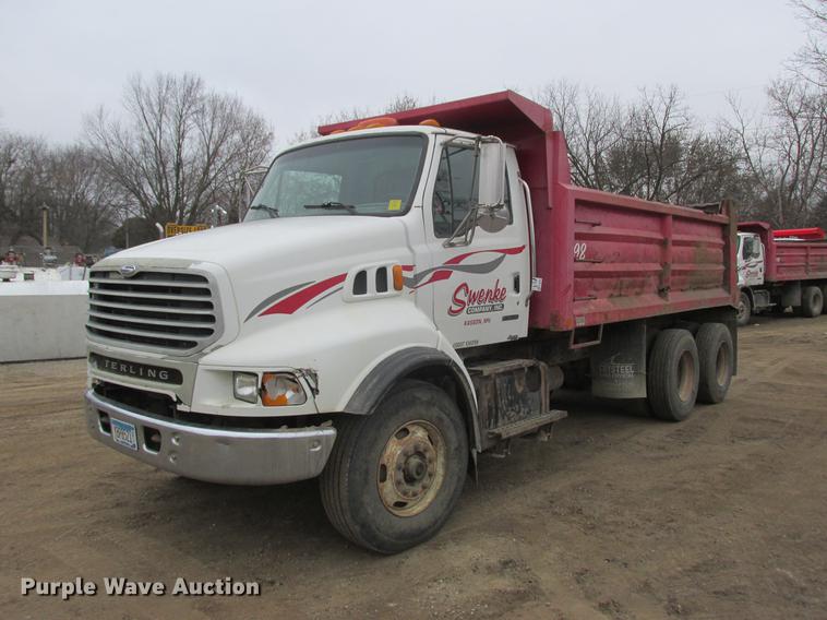 image for item K6098 2002 Sterling L8500 dump truck