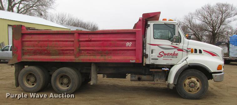 image for item K6098 2002 Sterling L8500 dump truck