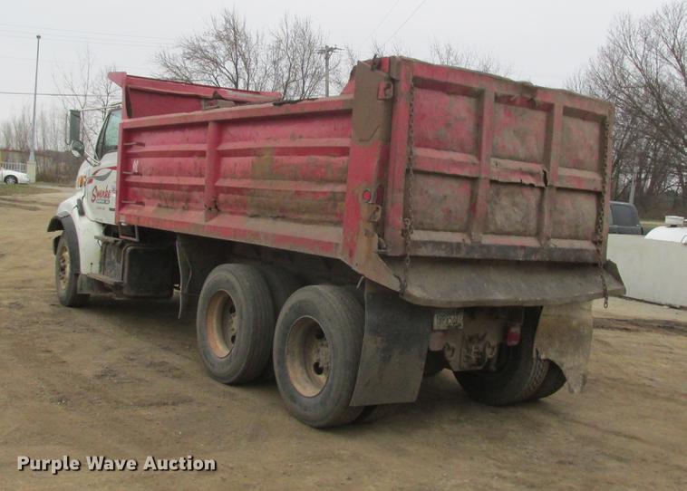 image for item K6098 2002 Sterling L8500 dump truck