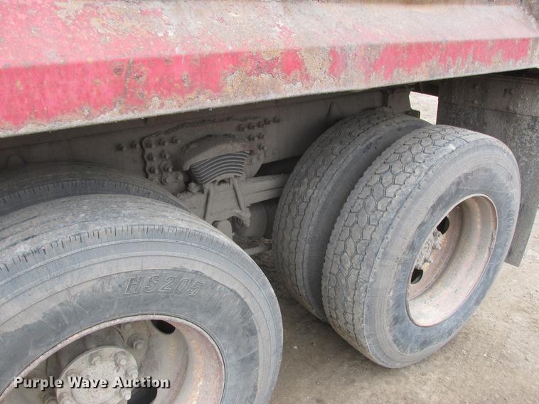 image for item K6098 2002 Sterling L8500 dump truck