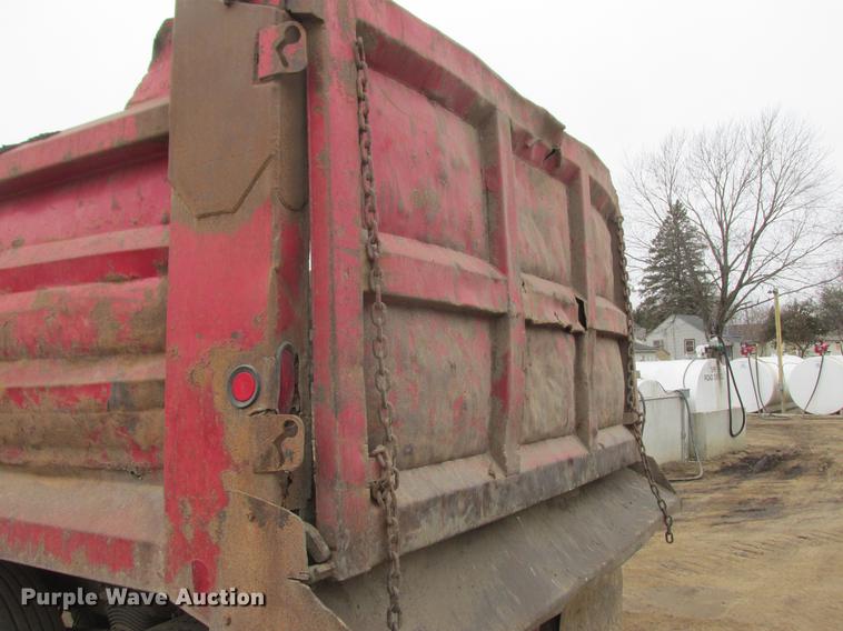 image for item K6098 2002 Sterling L8500 dump truck