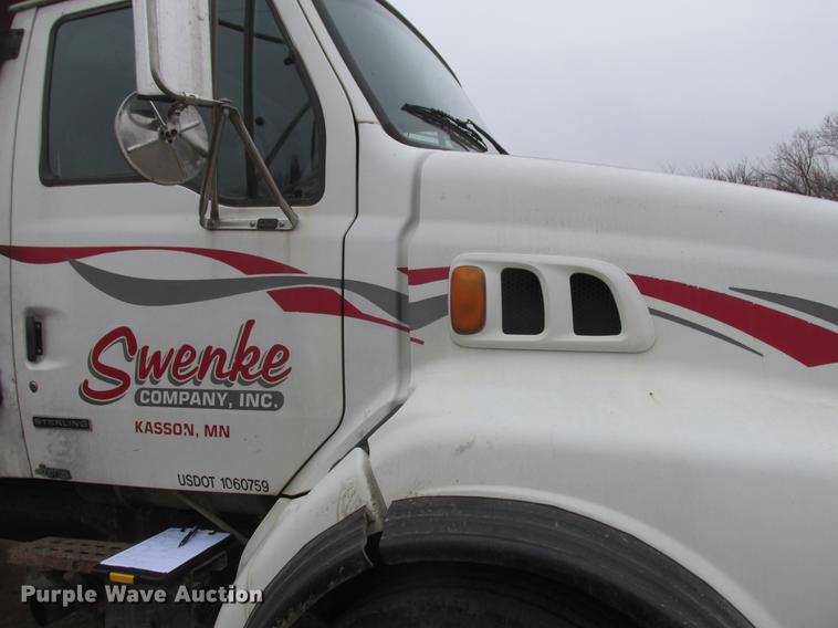 image for item K6098 2002 Sterling L8500 dump truck