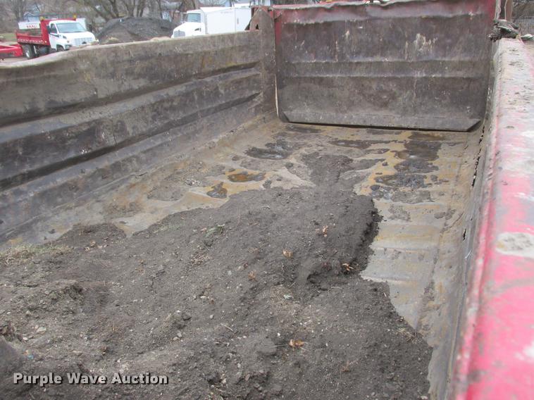 image for item K6098 2002 Sterling L8500 dump truck