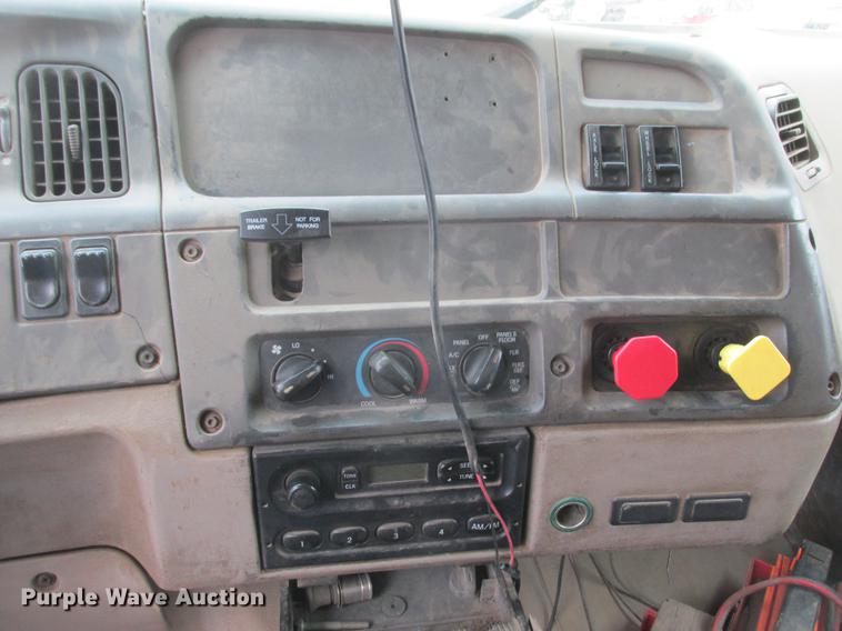 image for item K6098 2002 Sterling L8500 dump truck