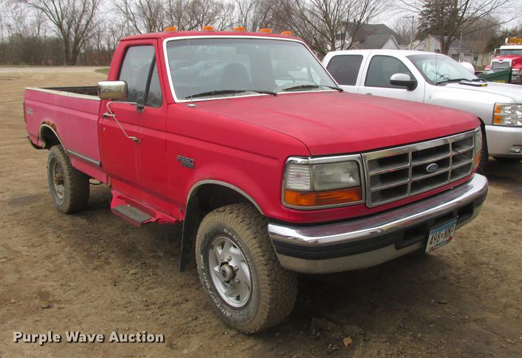 image for item K6101 1997 Ford F250 pickup truck