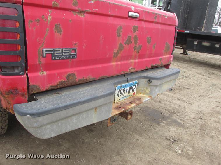 image for item K6101 1997 Ford F250 pickup truck