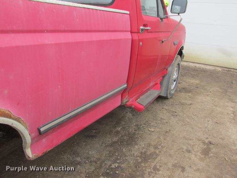 image for item K6101 1997 Ford F250 pickup truck