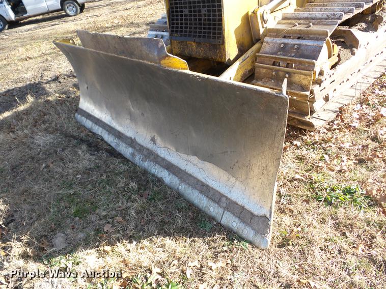 image for item K6302 1997 John Deere 650G dozer