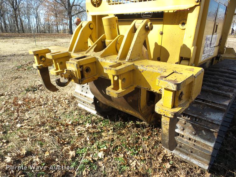 image for item K6302 1997 John Deere 650G dozer