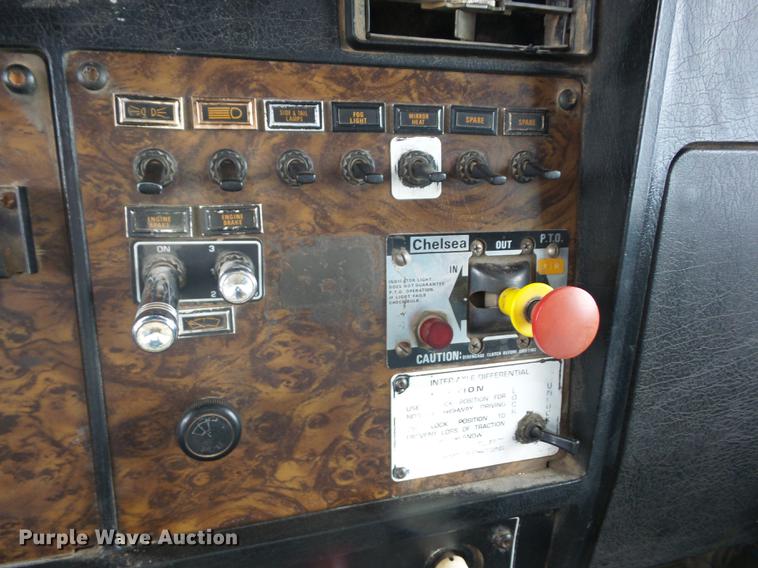 image for item K6303 1991 Kenworth T800 dump truck