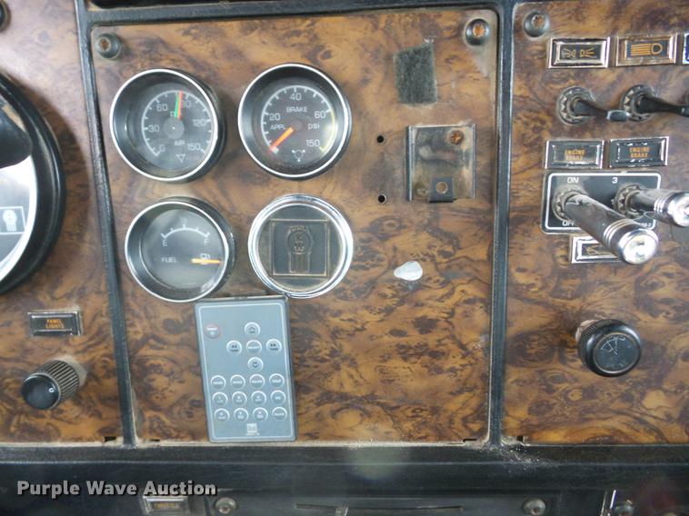 image for item K6303 1991 Kenworth T800 dump truck