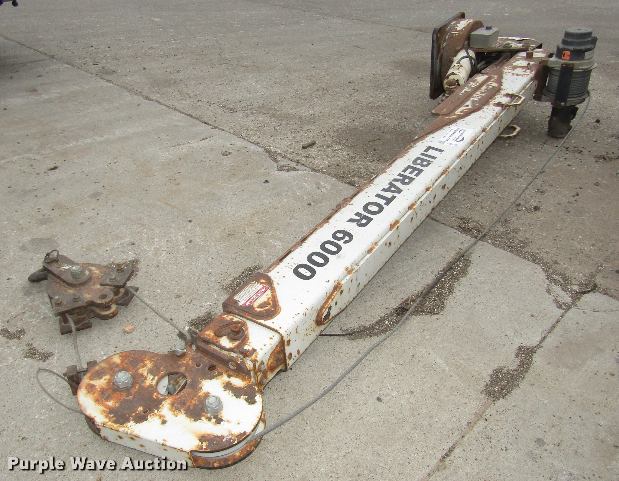 Liberator L600022 crane in Lincoln, NE Item DD2967 sold Purple Wave