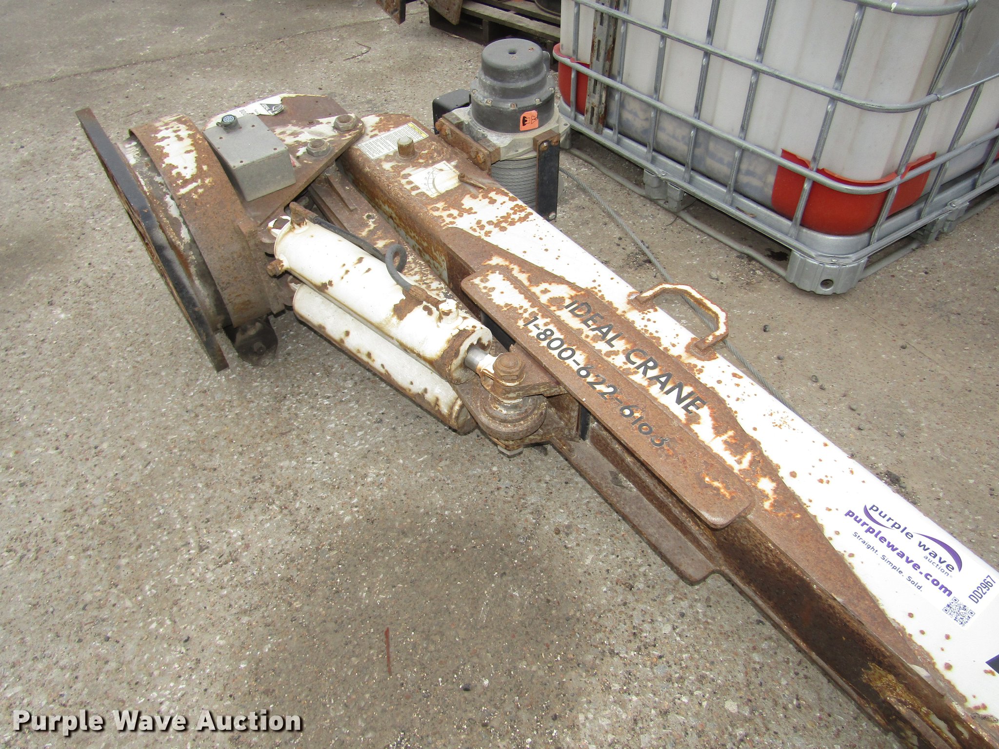 Liberator L600022 crane in Lincoln, NE Item DD2967 sold Purple Wave