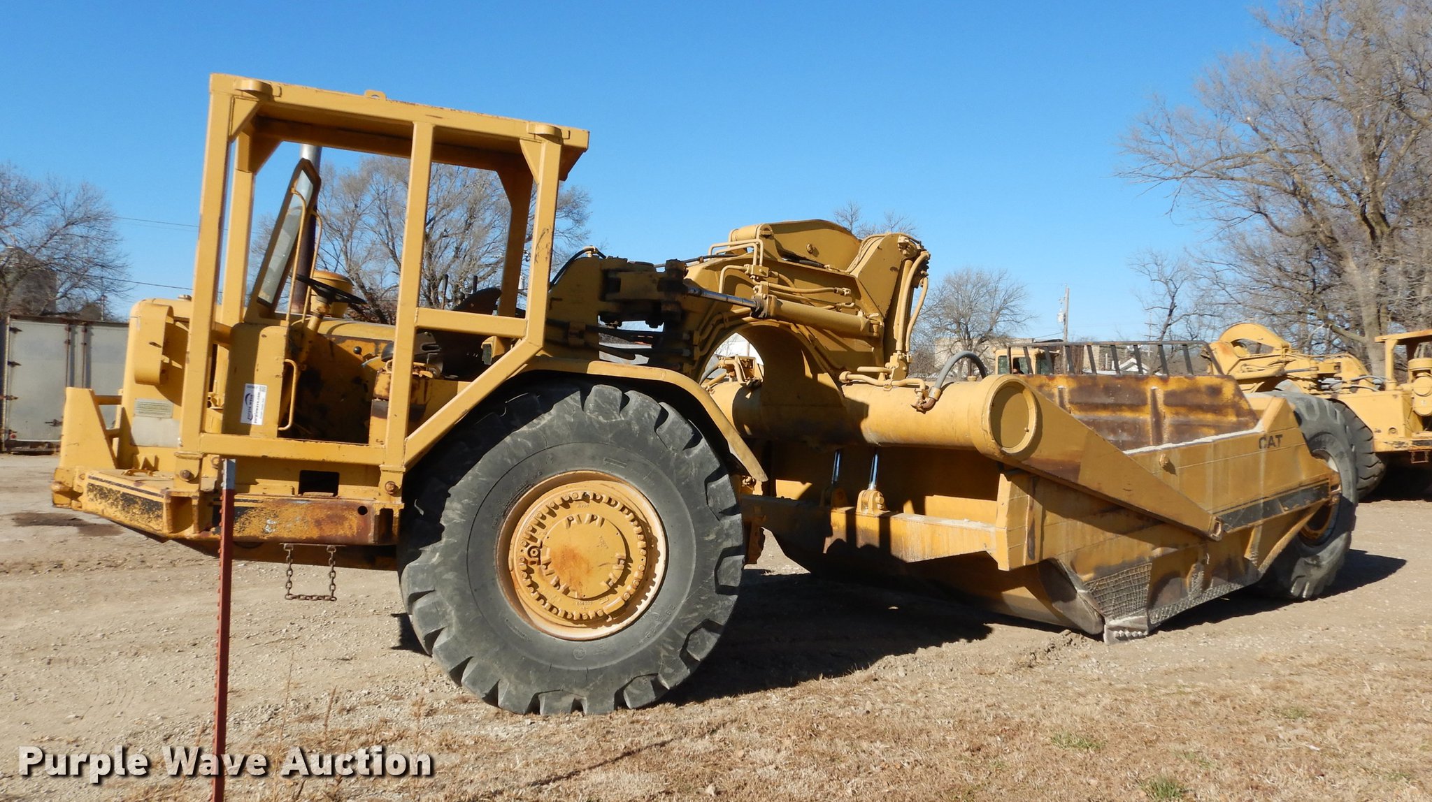 1972 Caterpillar 621 conventional scraper in Leonardville, KS Item