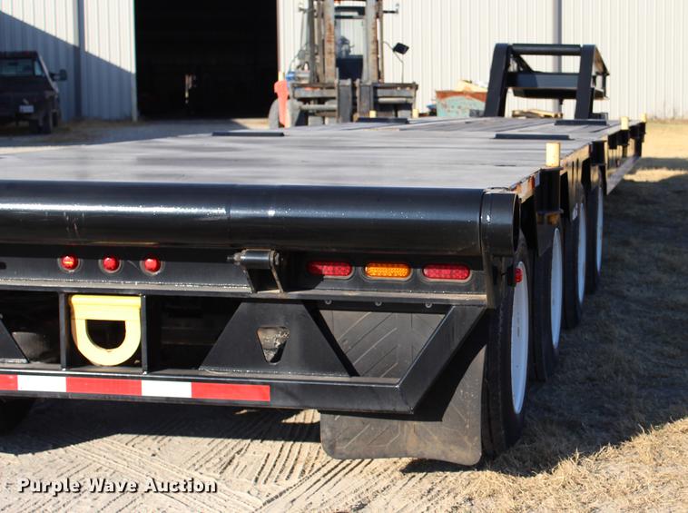 image for item BE9393 2013 Atoka OFLB604 oilfield flatbed trailer