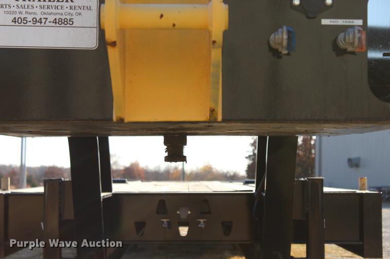 image for item BE9393 2013 Atoka OFLB604 oilfield flatbed trailer