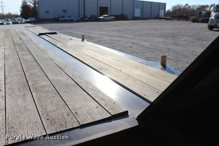 image for item BE9393 2013 Atoka OFLB604 oilfield flatbed trailer