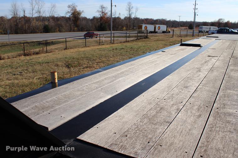 image for item BE9393 2013 Atoka OFLB604 oilfield flatbed trailer
