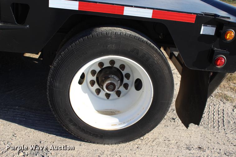 image for item BE9393 2013 Atoka OFLB604 oilfield flatbed trailer