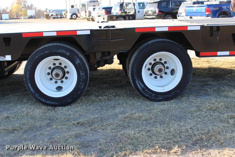 image for item BE9393 2013 Atoka OFLB604 oilfield flatbed trailer