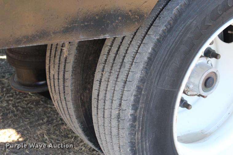 image for item BE9393 2013 Atoka OFLB604 oilfield flatbed trailer