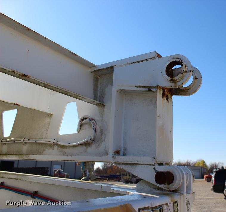 image for item BE9394 2013 Atoka SDE604 oilfield flatbed trailer