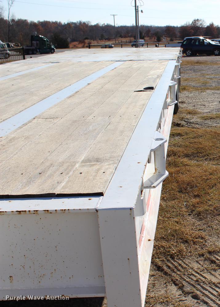 image for item BE9394 2013 Atoka SDE604 oilfield flatbed trailer