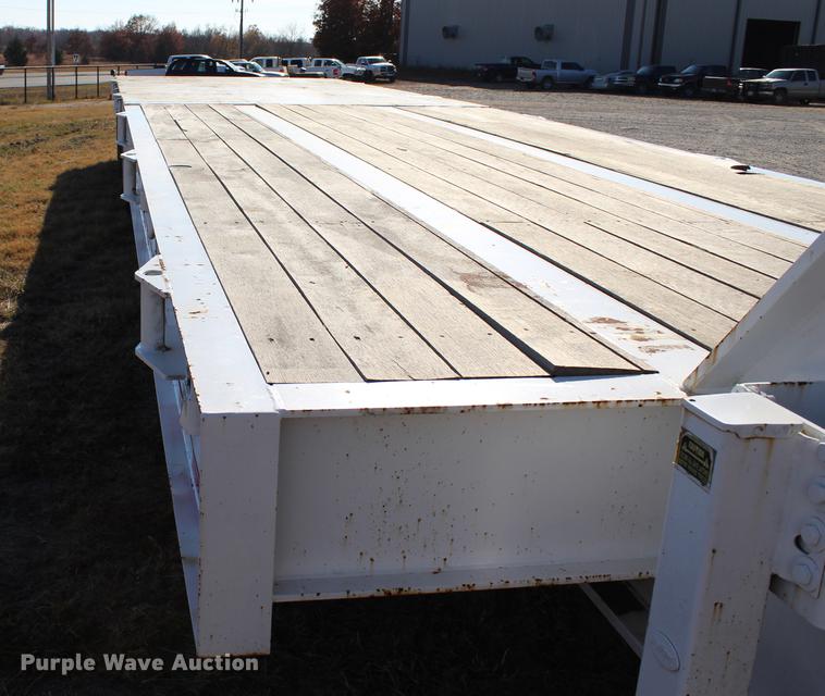 image for item BE9394 2013 Atoka SDE604 oilfield flatbed trailer