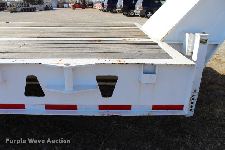 image for item BE9394 2013 Atoka SDE604 oilfield flatbed trailer