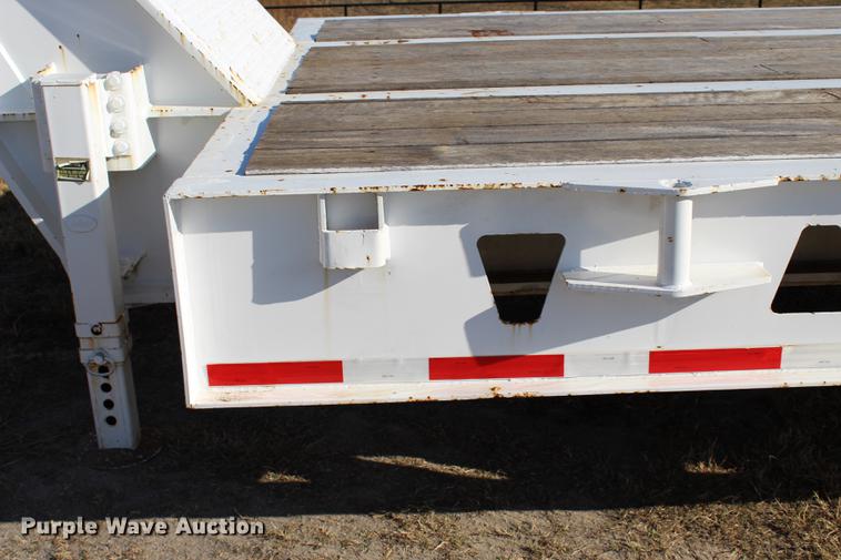 image for item BE9394 2013 Atoka SDE604 oilfield flatbed trailer
