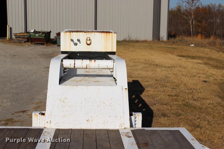 image for item BE9394 2013 Atoka SDE604 oilfield flatbed trailer
