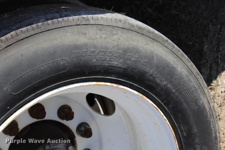 image for item BE9394 2013 Atoka SDE604 oilfield flatbed trailer