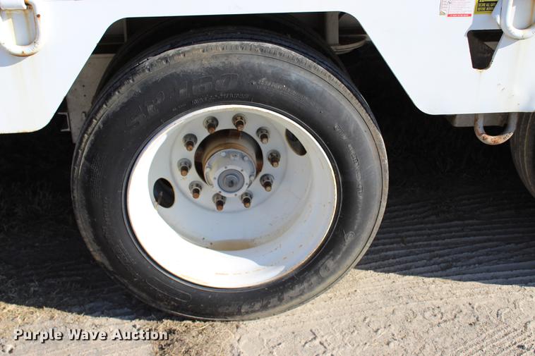 image for item BE9394 2013 Atoka SDE604 oilfield flatbed trailer