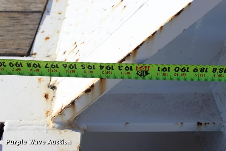 image for item BE9394 2013 Atoka SDE604 oilfield flatbed trailer