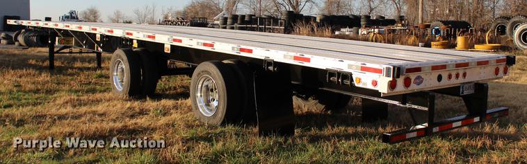 image for item BE9395 2017 Utility FS2CHA flatbed trailer