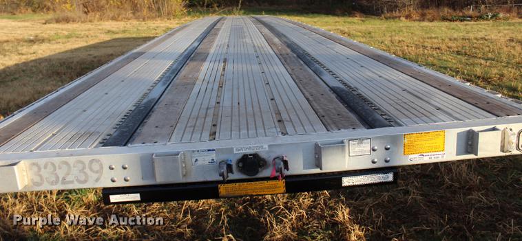 image for item BE9395 2017 Utility FS2CHA flatbed trailer
