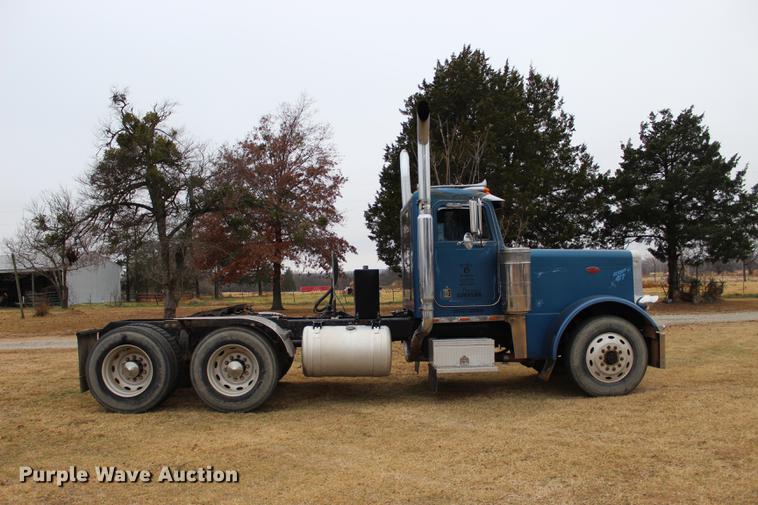 image for item BE9396 1992 Peterbilt 379 semi truck
