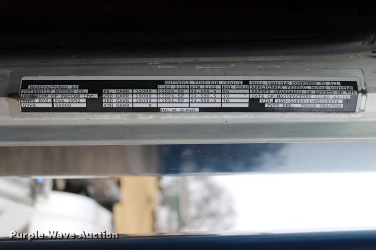 image for item BE9396 1992 Peterbilt 379 semi truck