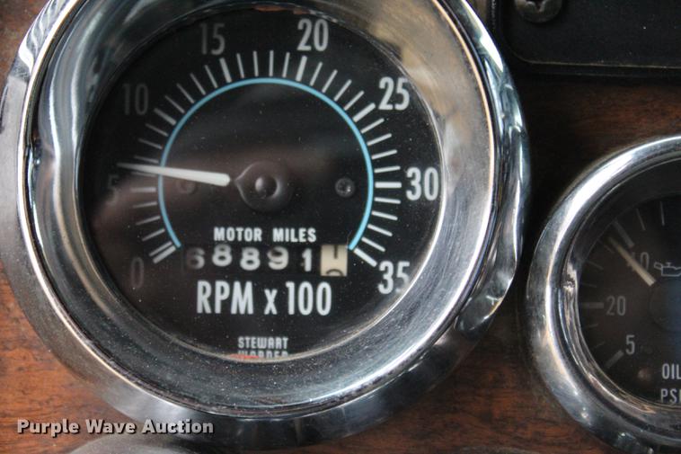 image for item BE9396 1992 Peterbilt 379 semi truck