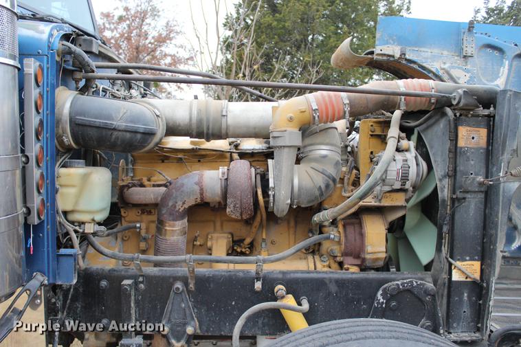 image for item BE9396 1992 Peterbilt 379 semi truck